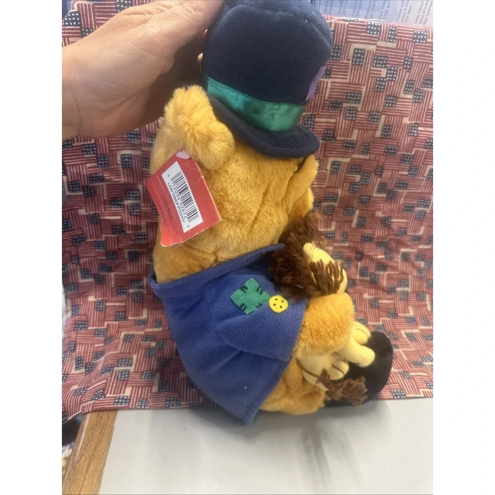 Walt Disney‎ Winnie The Pooh Circus Lion Tamer 13